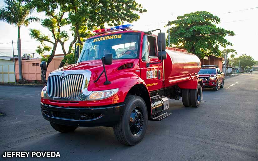 BOMBEROS